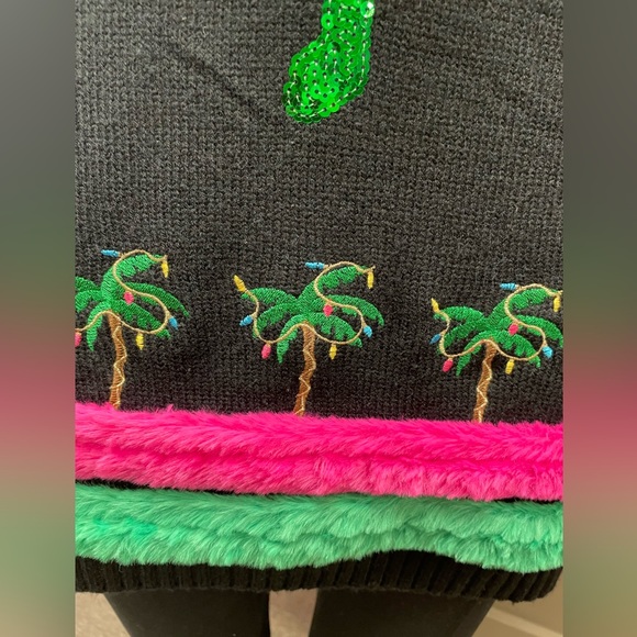 Christmas Flamingo Sweater size M - Picture 6 of 8